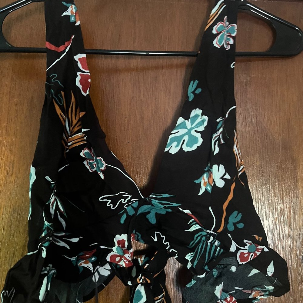 Floral Cropped Tie back Top Small